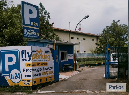 Car & Fly Parking Firenze (Paga online) foto 1