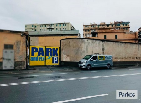 Genoa Park and Fly Low Cost (Paga in parcheggio) foto 3