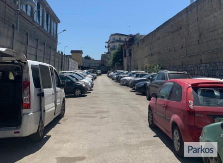 King Parking Napoli (Paga in parcheggio) foto 5